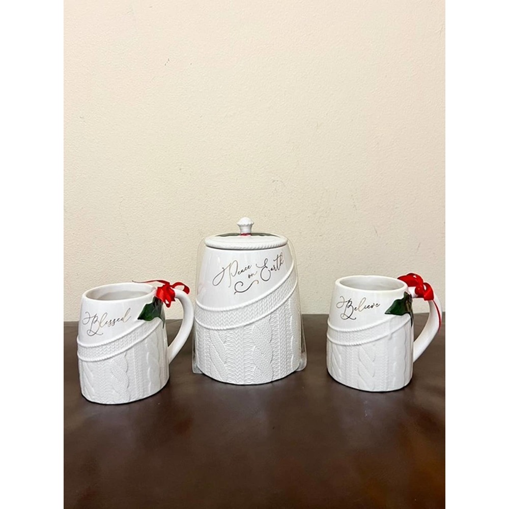 Mistletoe Holiday Peace On Earth Ceramic 3 Piece Set